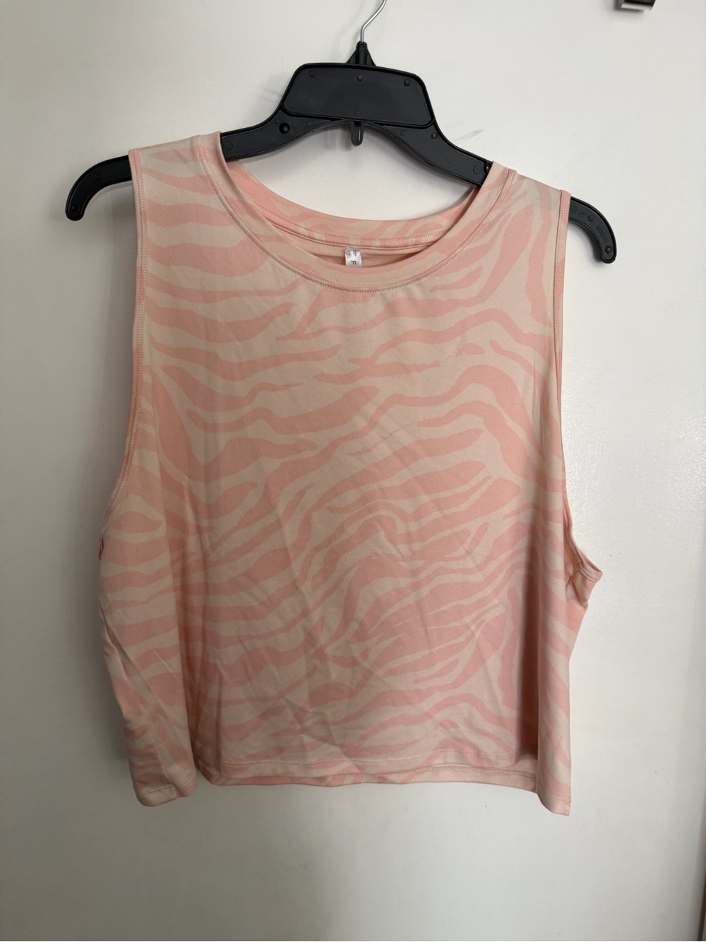 EUC Women’s Fabletics Crop Tank Top Size XL